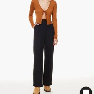 Aritzia Effortless Pants in Black, Size 8
